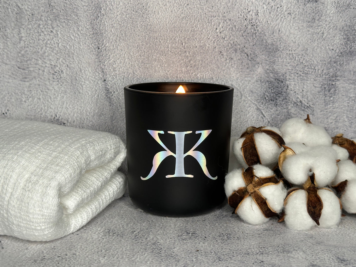 FRESH LINEN candle